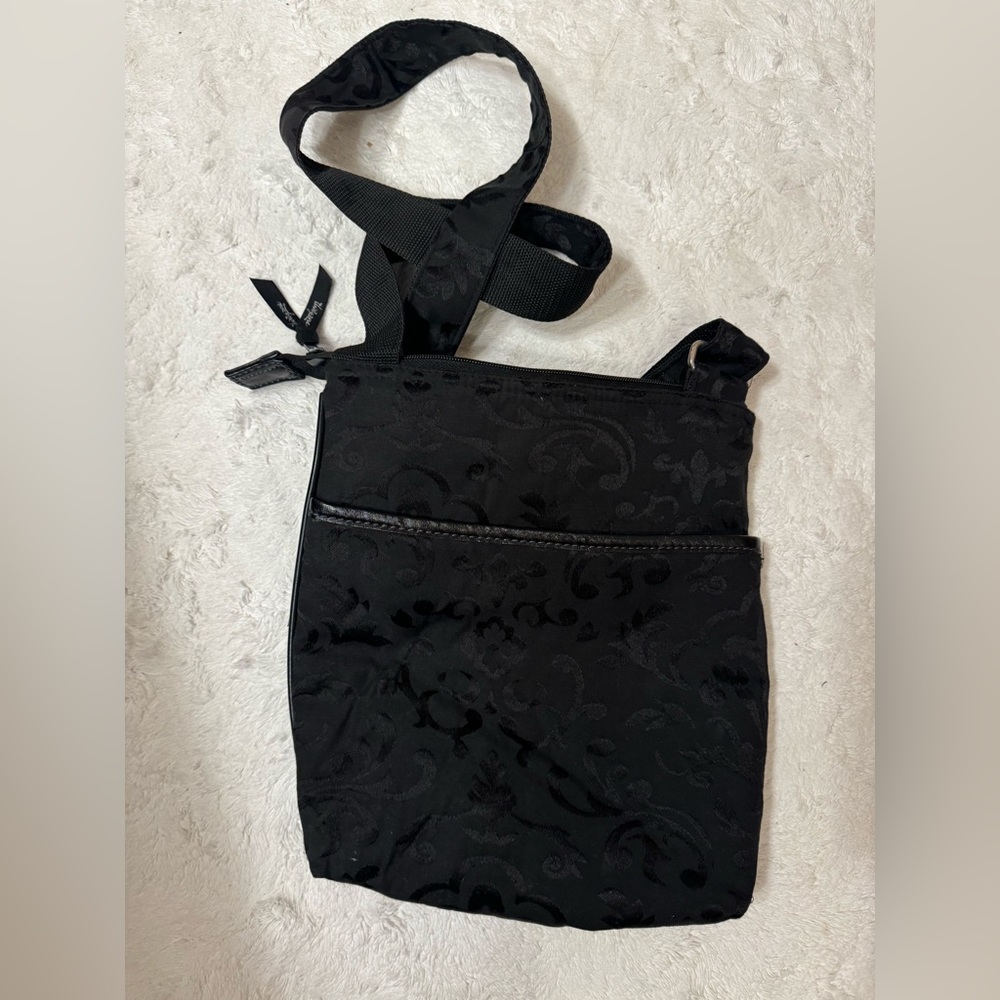 Thirty-One black fabric floral crossbody purse